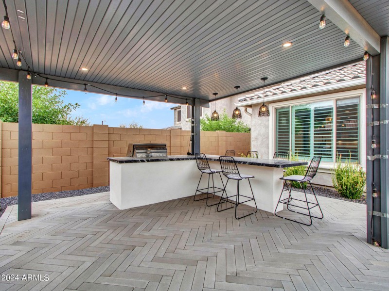 19-Backyard-gazebo-(1)