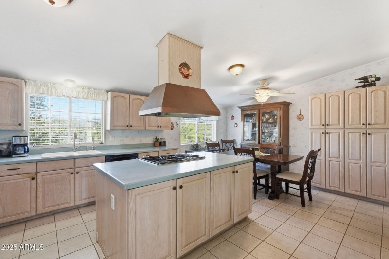 4929 E Tumbleweed Cir