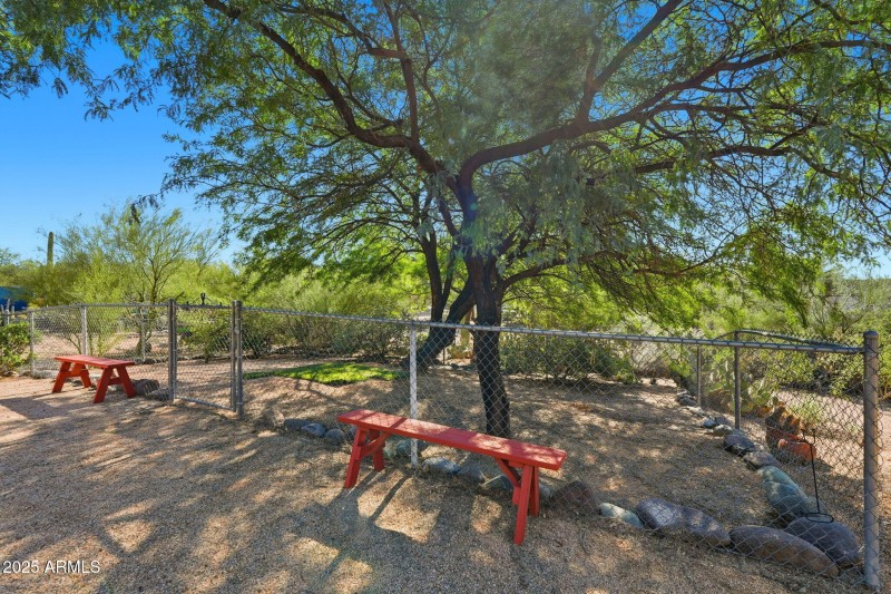 4929 E Tumbleweed Cir