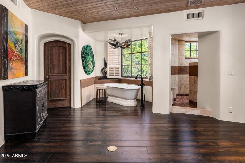 Primary Bathroom -40