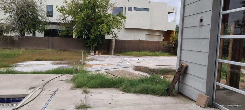 2025-11-21_18-13-39_037