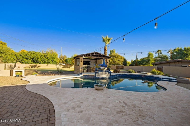 78-web-or-mls-13217 N 65th Dr--69