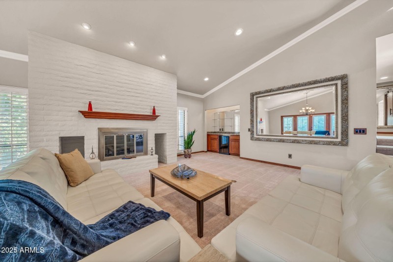 mls_1139 E Coral Gables Dr-37