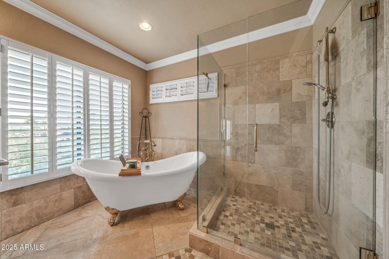 mls_1139 E Coral Gables Dr-14