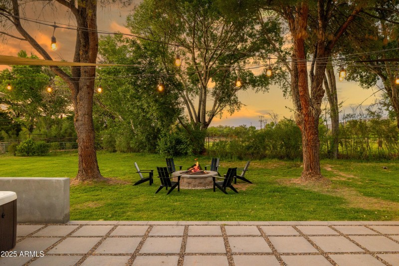 Peaceful surroundings