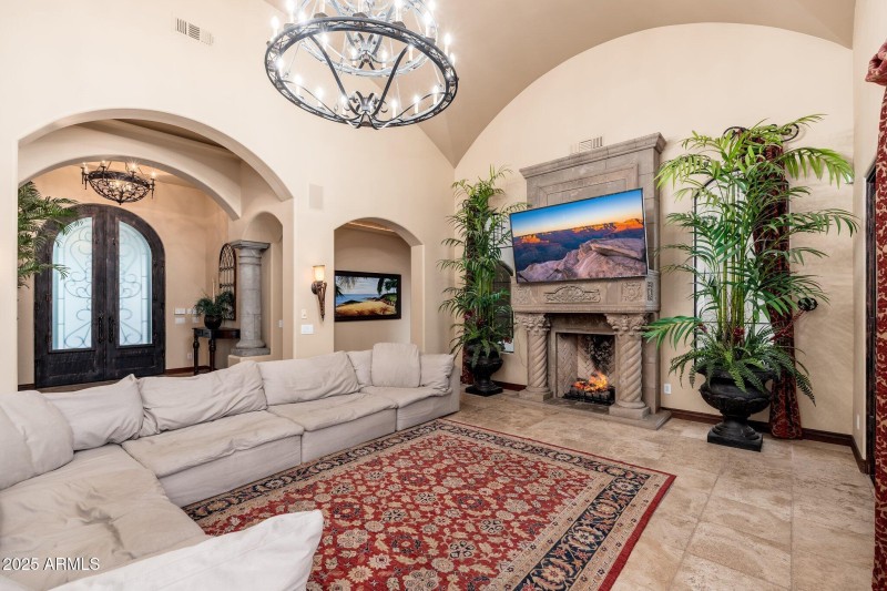 12980 E Cochise Rd - 08