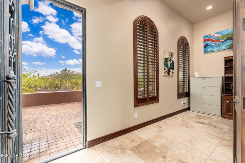 12980 E Cochise Rd - 27