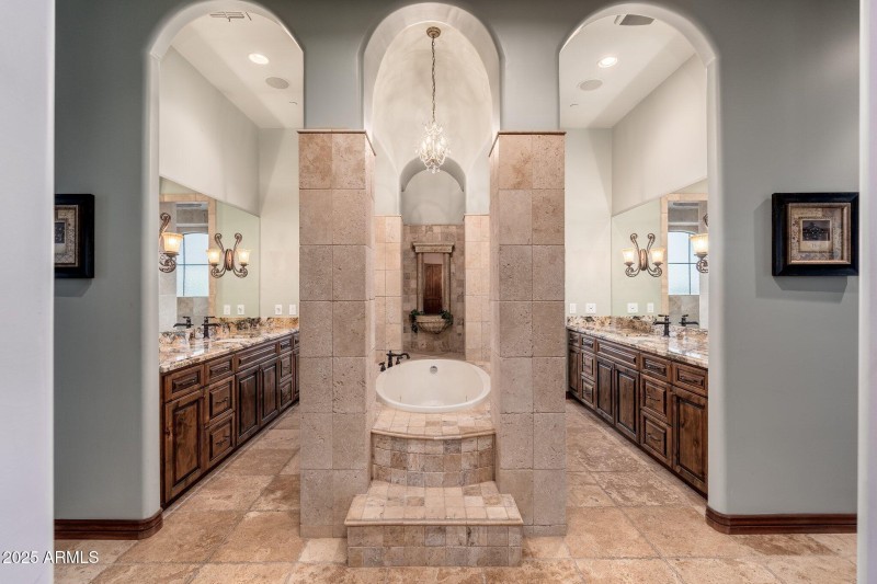 12980 E Cochise Rd - 29