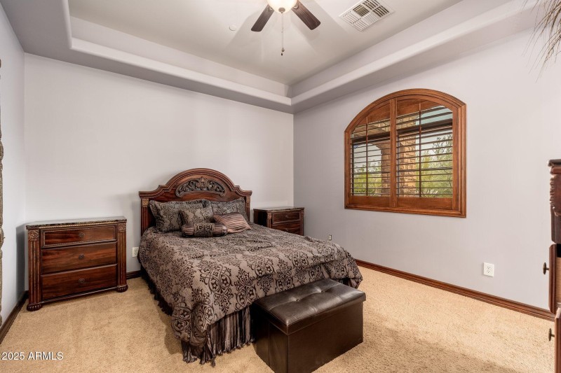 12980 E Cochise Rd - 36