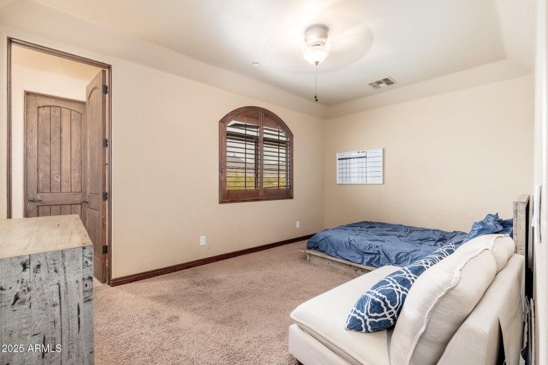 12980 E Cochise Rd - 61