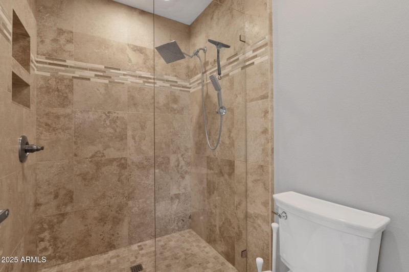 36-web-or-mls-5210-e-karen-dr