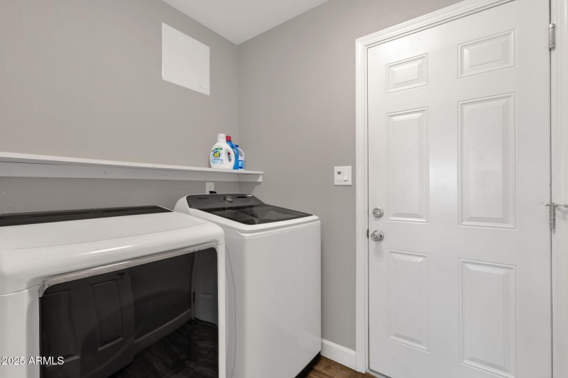 38-web-or-mls-5210-e-karen-dr