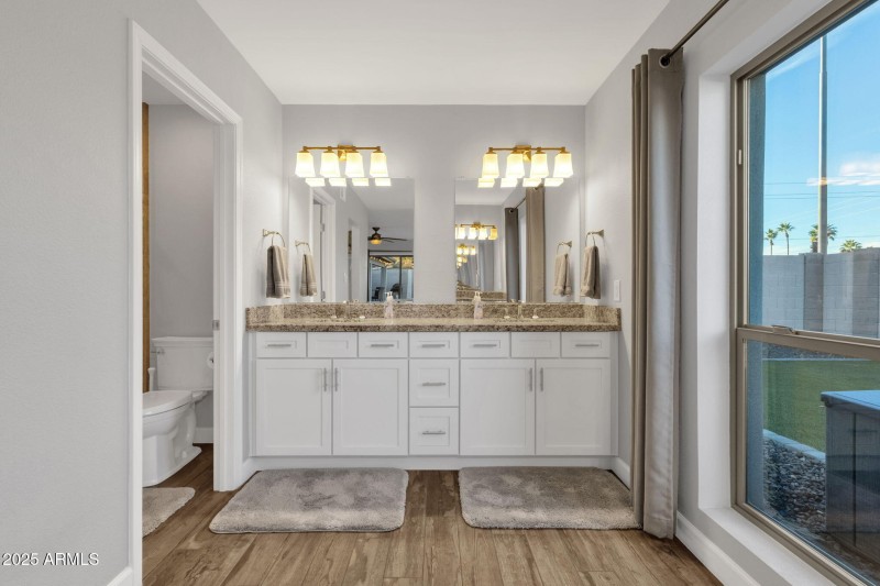 34-web-or-mls-5210-e-karen-dr