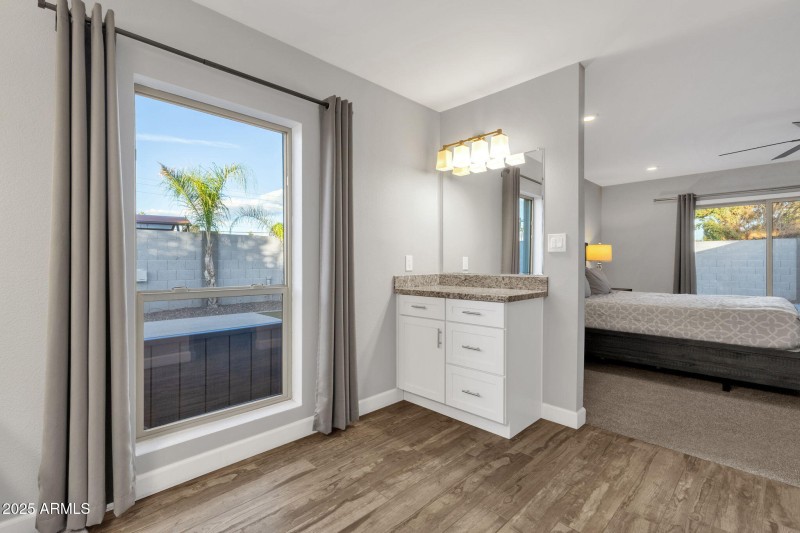 35-web-or-mls-5210-e-karen-dr