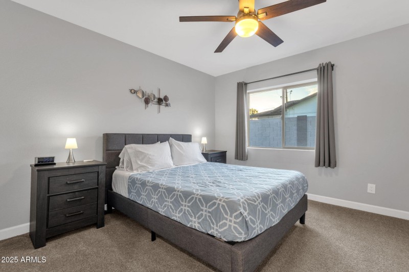 23-web-or-mls-5210-e-karen-dr