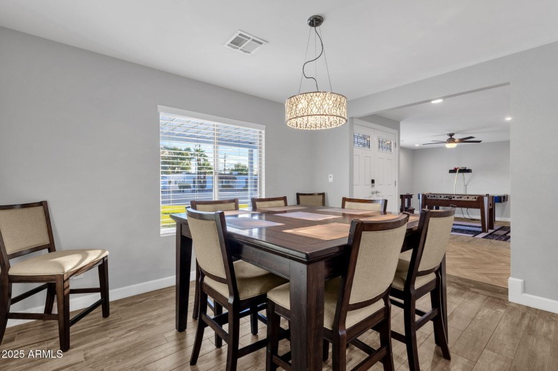 10-web-or-mls-5210-e-karen-dr