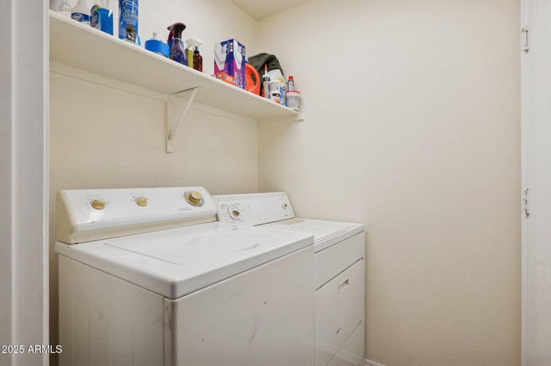 29-web-or-mls-1211-n-jackson-st