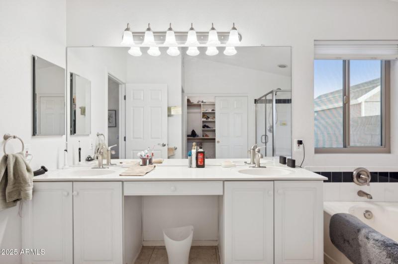 20-web-or-mls-1211-n-jackson-st