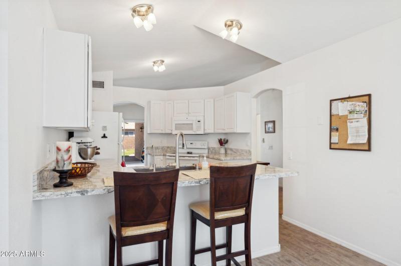 13-web-or-mls-1211-n-jackson-st