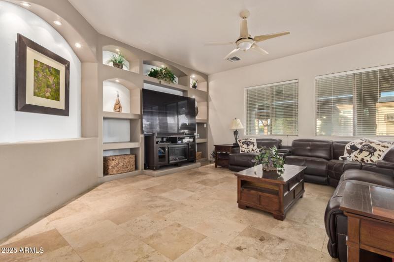 14 - Avenida Del Sol