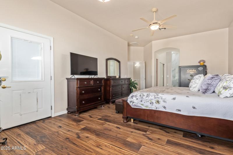 24 - Avenida Del Sol