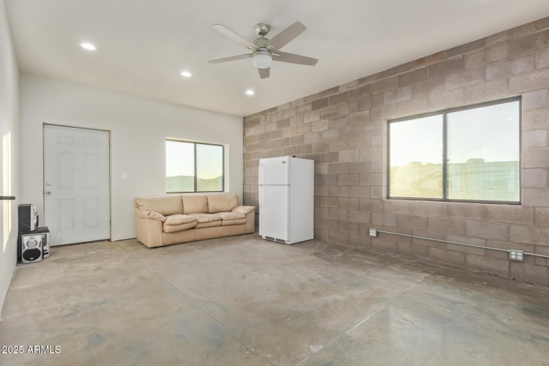 47 - Avenida Del Sol