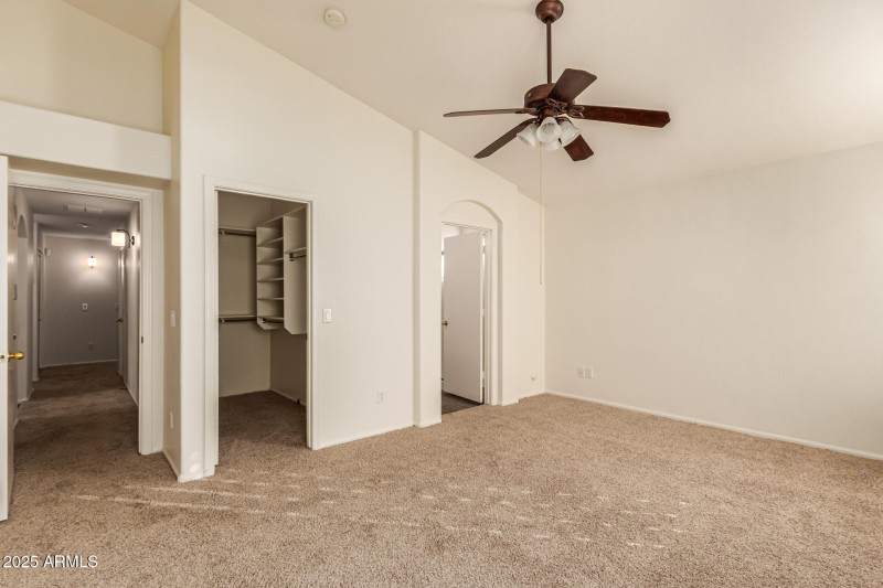 Primary Bedroom w/ walk-in closet