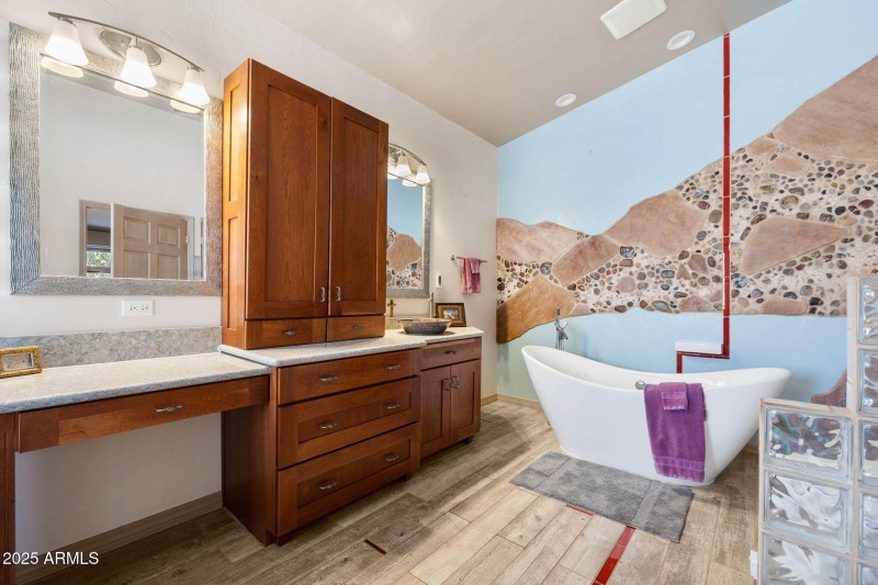 28-Primary Bathroom (1)