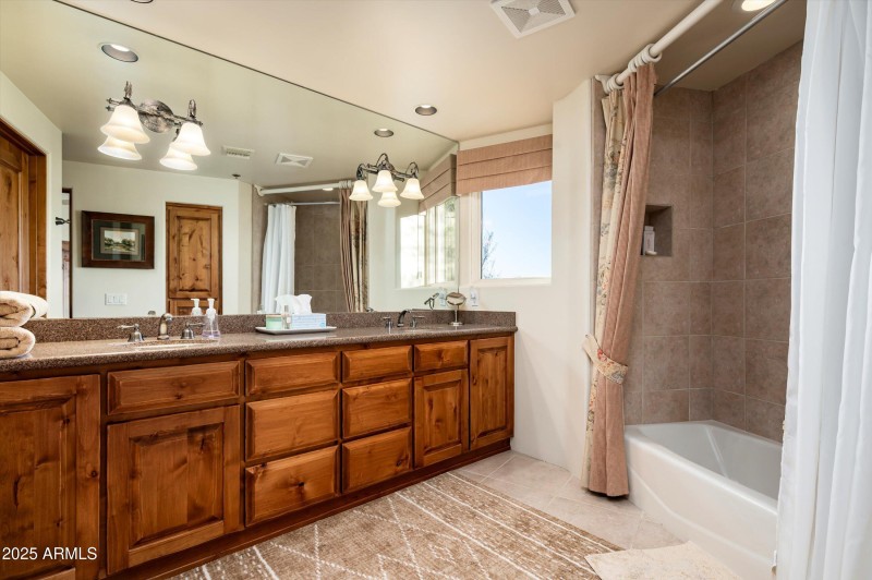 42-10040EHappyValleyRd Unit 274-40