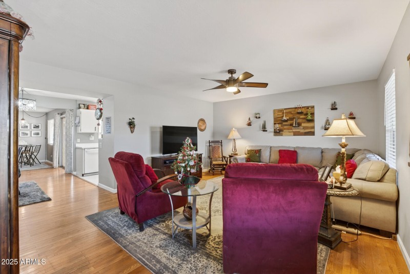 12_10001_W_Burns_Dr12_mls