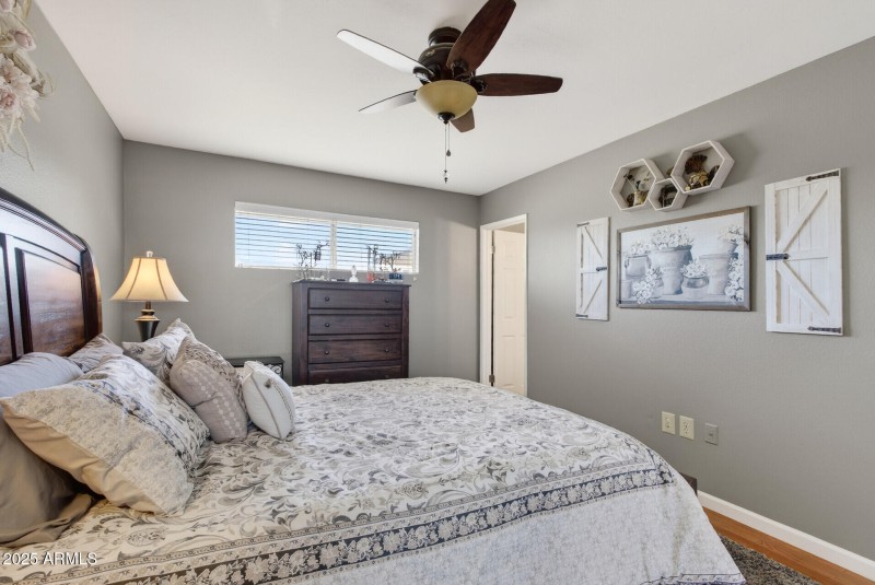 24_10001_W_Burns_Dr24_mls