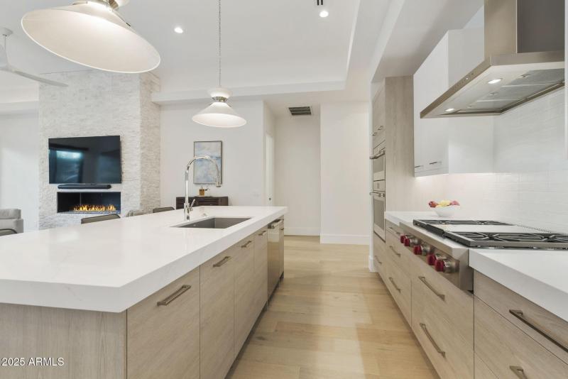 Chief's Kitchen Angle 3