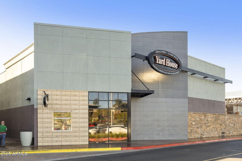 RESTAURANTS IN DESERT RIDGE