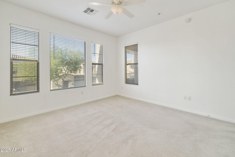 MASTER BEDROOM WITHOUT STAGING