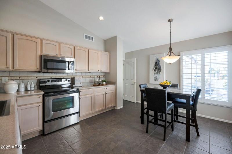 11-web-or-mls-Qp-0818