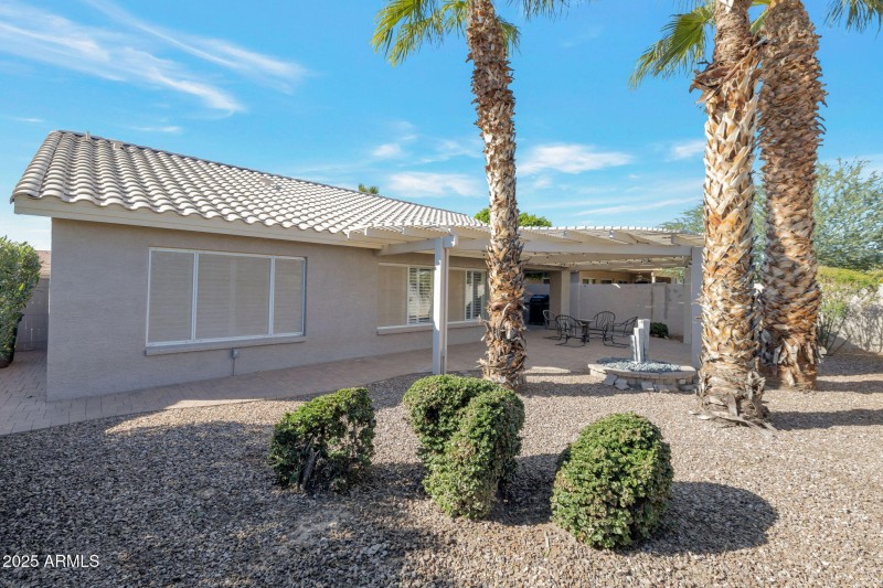 25-web-or-mls-Qp-0832