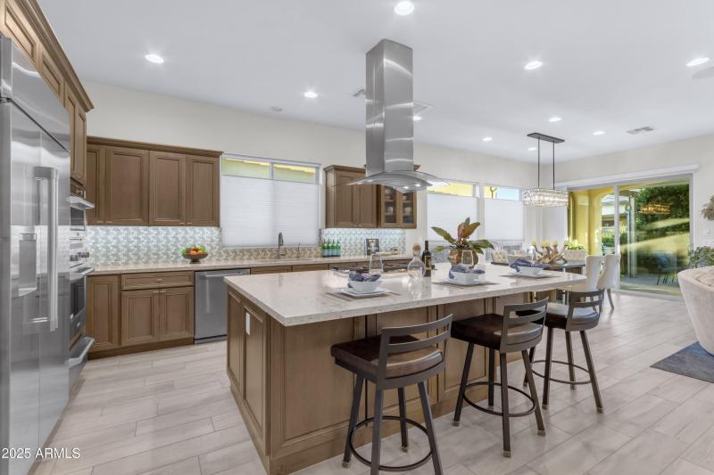 Gourmet Kitchen with pull-outs