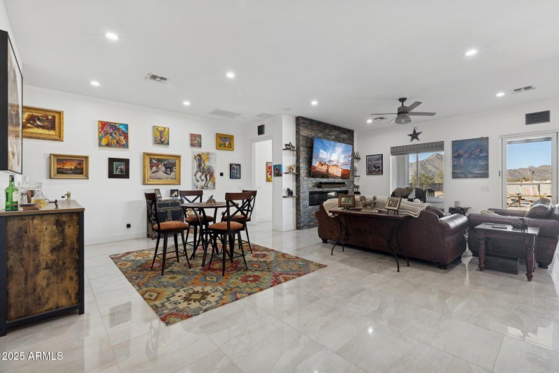 11-web-or-mls-6786-w-palomino-wy