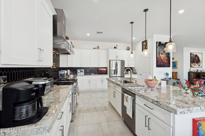 31-web-or-mls-6786-w-palomino-wy