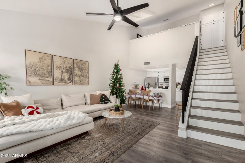 2023 Updated Flooring - Southern