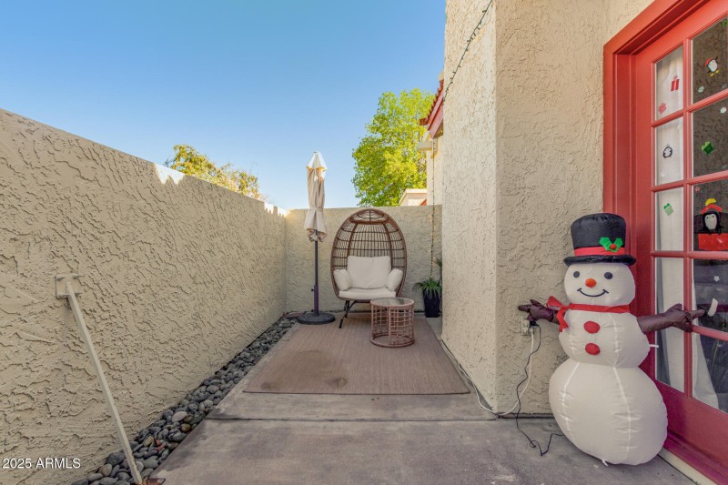 Private Patio - Southern