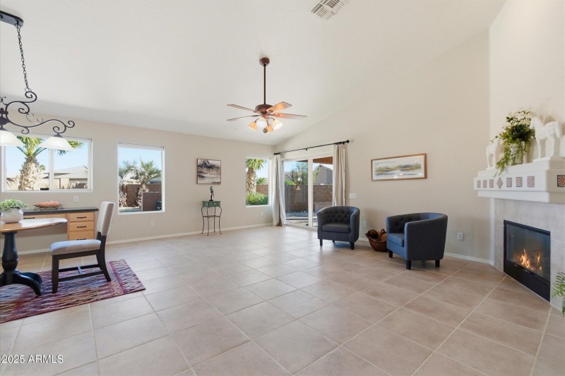 29-DSC00843_with_fire