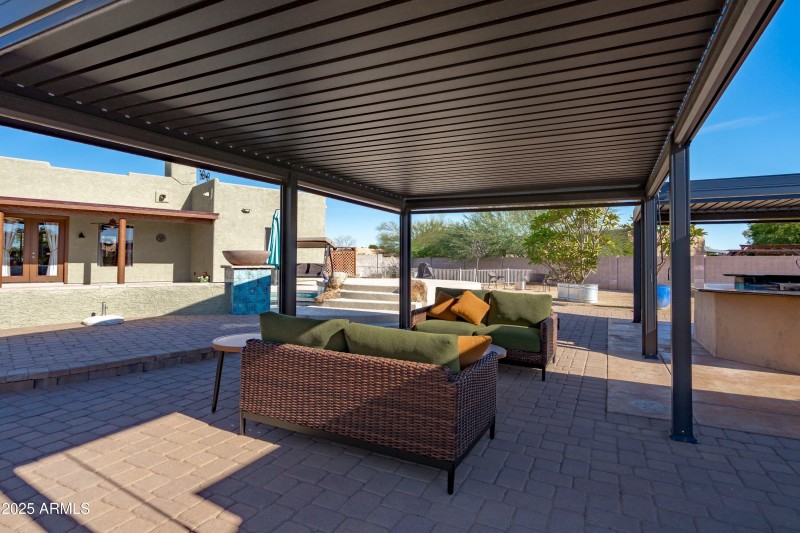 58-Covered BBQ Hot Tub and Lounge Area