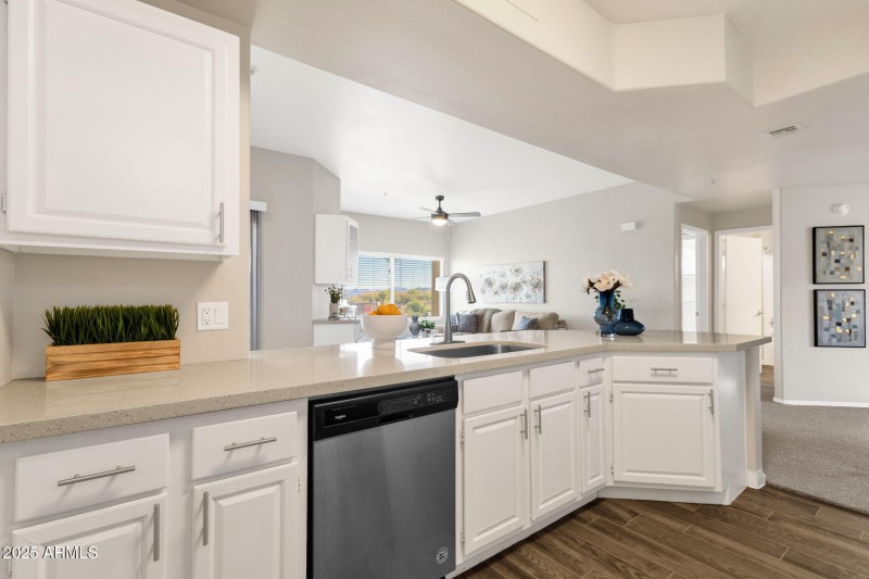 11-web-or-mls-13700-n-fountain-hills-blv