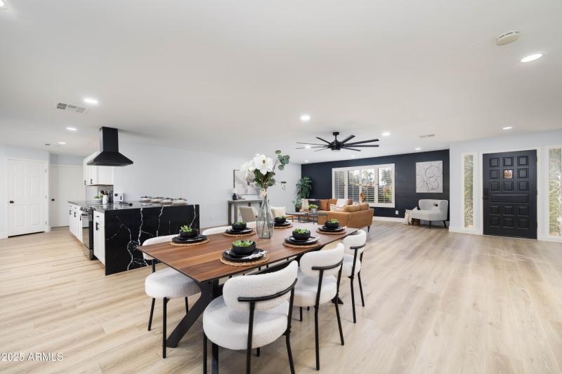 E Sharon Dr. (5728)-10