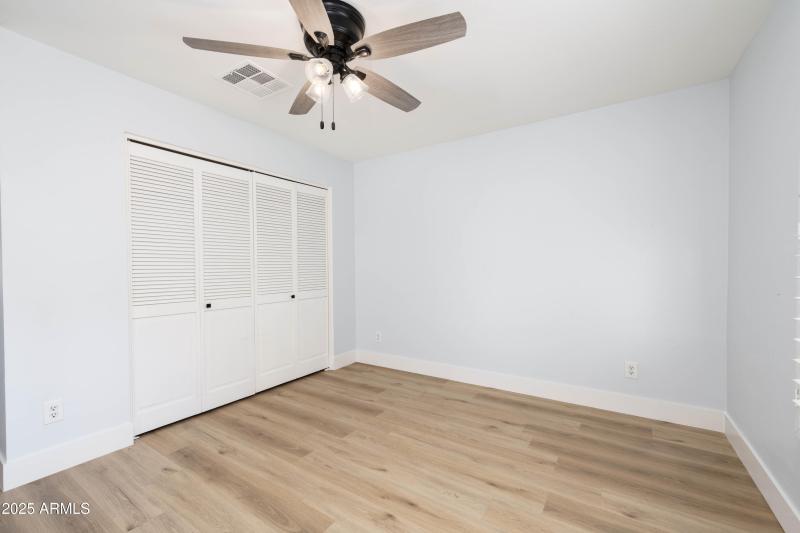 E Sharon Dr. (5728)-20