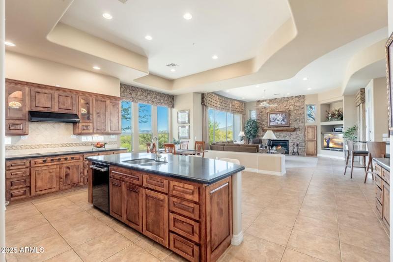 9726 E Cavalry Dr - 24