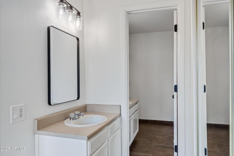 3840 N 43rd Ave #78-18