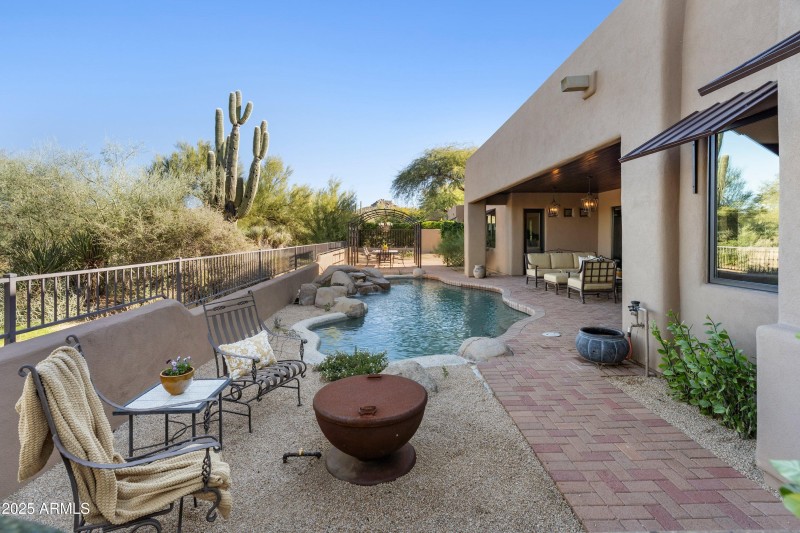 9894 E Hidden Green Dr-4