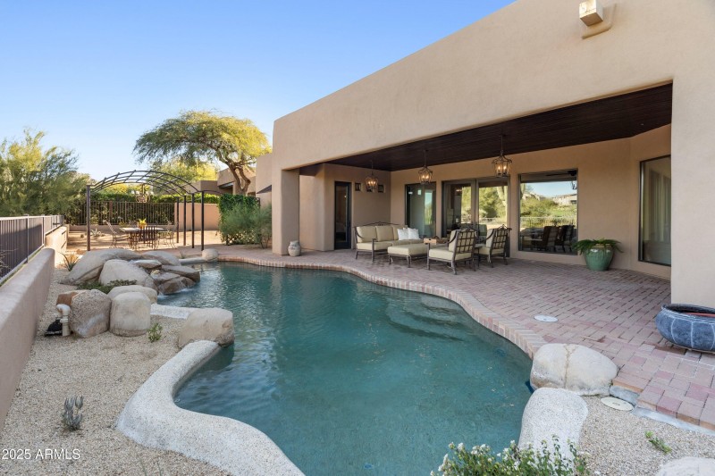 9894 E Hidden Green Dr-13